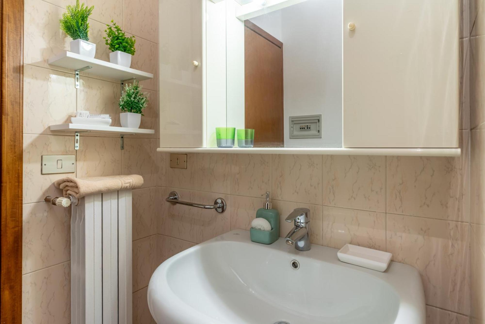 -Near Arena & Parking - Pet Friendly Historical Arena Palace Apartment Verona Exterior foto
