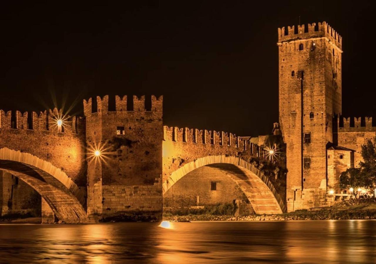 -Near Arena & Parking - Pet Friendly Historical Arena Palace Apartment Verona Exterior foto